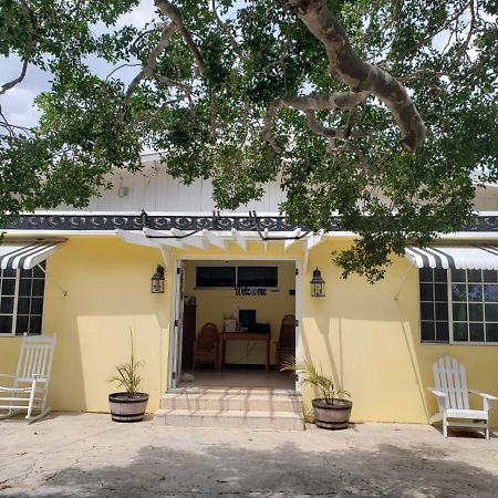 Treasure Beach Inn And Bar Esterno foto